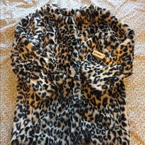 Old navy cheetah/leopard coat